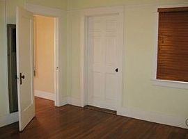 3 Beds 1 Bath in San Diego, Ca in San Diego, CA (Photo 4 of 7)