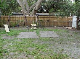  4420 Bass St, Tampa, Fl 33617 4 Beds 2 Baths 1,368 Sqft in Tampa, FL (Photo 3 of 7)