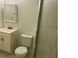  450 Nw 30th Ave, Fort Lauderdale, Fl 33311 3 Beds 2 Baths 1,45 in Fort Lauderdale, FL (Photo 3 of 7)