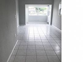  450 Nw 30th Ave, Fort Lauderdale, Fl 33311 3 Beds 2 Baths 1,45 in Fort Lauderdale, FL (Photo 4 of 7)