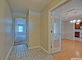 114 Cheyenne Trl, Huntsville, Al 35806 in Huntsville, AL (Photo 2 of 12)