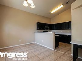  4529 E Scott Ave, Gilbert, Az 85234 3 Beds 3 Baths 2,173 Sqft in Gilbert, AZ (Photo 4 of 8)