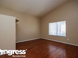  4529 E Scott Ave, Gilbert, Az 85234 3 Beds 3 Baths 2,173 Sqft in Gilbert, AZ (Photo 7 of 8)