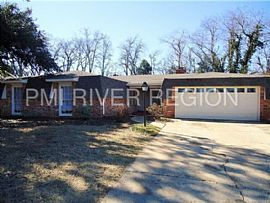 Single Family Home For Rent in Montgomery, AL