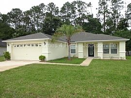 Single Family Home For Rent in Jacksonville, FL