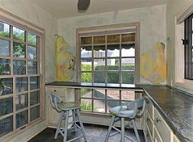 2 Beds 2.5baths in La Jolla, Ca  in La Jolla, CA (Photo 5 of 12)