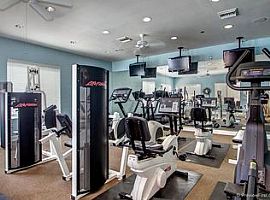 1 Bed 1 Bath in San Diego, Ca in San Diego, CA (Photo 5 of 10)