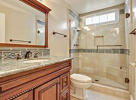 3 Beds 2 Baths in Huntington Beach, Ca in Huntington Beach, CA (Photo 12 of 12)