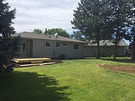 Elegant 4 Bedroom Single Story Home in Omaha, NE (Photo 11 of 12)