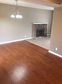 Elegant 4 Bedroom Single Story Home in Omaha, NE (Photo 8 of 12)