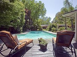 3 Beds 2 Baths in Atherton, Ca in Atherton, CA (Photo 4 of 12)