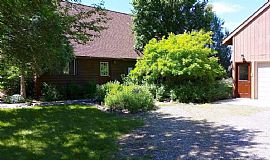 Elegant 3 Bedroom Home in a Beautifully Landscaped Enviroment in Bozeman, MT (Photo 11 of 11)