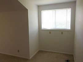 Elegant 3 Bedroom Home in a Beautifully Landscaped Enviroment in Bozeman, MT (Photo 5 of 11)