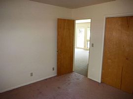 Elegant 3 Bedroom Home in a Beautifully Landscaped Enviroment in Bozeman, MT (Photo 7 of 11)