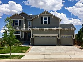 Single Family Home For Rent in Aurora, CO
