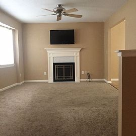 Elegant 3 Bedroom Home Available in Kansas City, MO (Photo 2 of 12)