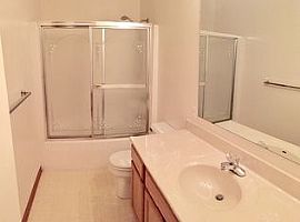 Comfortable 4 Bedroom Home in Wyoming, MI (Photo 6 of 12)