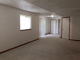 Comfortable 4 Bedroom Home in Wyoming, MI (Photo 9 of 12)