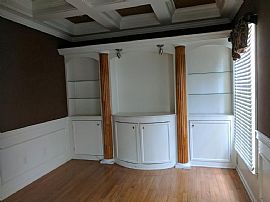 Elegant 4 Bedroom Apartment Available in Shrewsbury, MA (Photo 4 of 12)