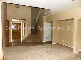 Single Family Home For Rent in Tucson, AZ (Photo 5 of 7)