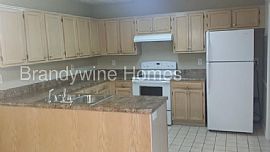 Single Family Home For Rent in Stockbridge, GA (Photo 2 of 6)