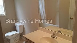 Single Family Home For Rent in Stockbridge, GA (Photo 3 of 6)