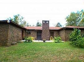 4 Beds 2 Baths in Daphne, Al in Daphne, AL (Photo 2 of 8)