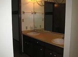 4 Beds 2 Baths in Daphne, Al in Daphne, AL (Photo 4 of 8)