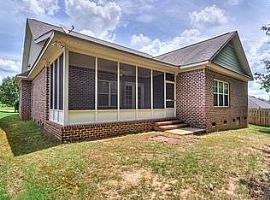 4 Beds 3.5 Baths in Evans, GA (Photo 3 of 12)