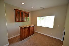 House For Rent in Sacramento, CA (Photo 4 of 8)