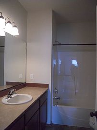 3 Bed , 2.5 Bath in Post Falls, ID (Photo 6 of 9)