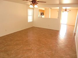 Single Family Home For Rent in El Mirage, AZ (Photo 6 of 12)