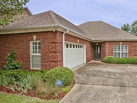 924 Castlemaine Dr, Birmingham, Al 35226 in Birmingham, AL
