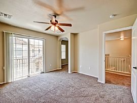 Single Family Home For Rent in Gilbert, AZ (Photo 8 of 11)