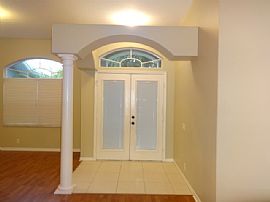 Single Family Home For Rent in Bradenton, FL (Photo 4 of 12)