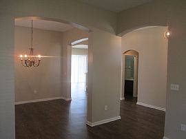 Single Family Home For Rent in Orange Park, FL (Photo 5 of 12)