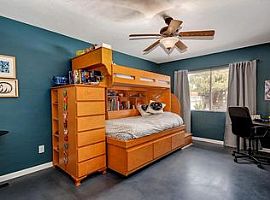 902 W Linger Ln, Phoenix, Az 85021 in Phoenix, AZ (Photo 2 of 5)