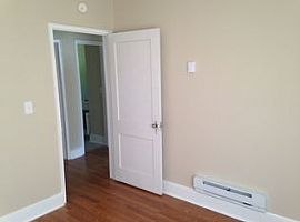 1024 Munsen Spring Dr, Columbia, Sc 29209 2 Beds 1 Bath 750 Sqf in Columbia, SC (Photo 2 of 6)