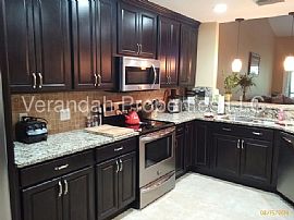 Single Family Home For Rent in Orlando, FL (Photo 4 of 12)