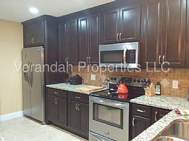 Single Family Home For Rent in Orlando, FL (Photo 5 of 12)