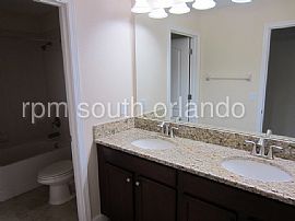 Single Family Home For Rent in Windermere, FL (Photo 5 of 9)