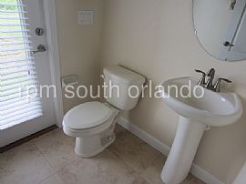 Single Family Home For Rent in Windermere, FL (Photo 6 of 9)