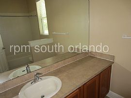 Single Family Home For Rent in Windermere, FL (Photo 3 of 5)