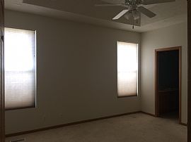 4 Bedroom Ranch on Golf Course in Bellevue, NE (Photo 6 of 12)