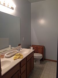 4 Bedroom Ranch on Golf Course in Bellevue, NE (Photo 7 of 12)