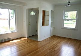 3 Bed 1 Bath in Royal Oak, MI (Photo 5 of 9)