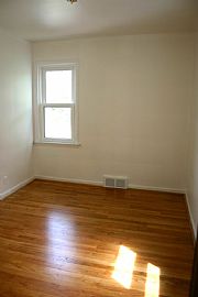 3 Bed 1 Bath in Royal Oak, MI (Photo 8 of 9)