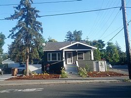 3 Beds 2 Baths in Napa, CA