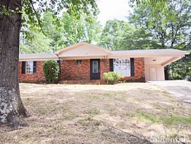 3 Beds 2 Baths in Hueytown, Al in Hueytown, AL