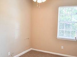 3 Beds 2 Baths in Hueytown, Al in Hueytown, AL (Photo 9 of 10)